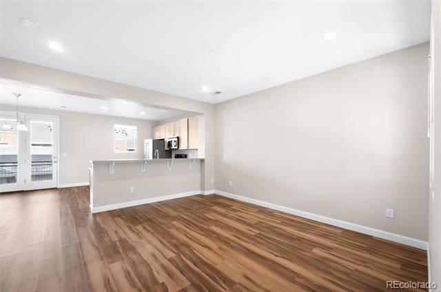 Building Photo - 13543 E Longview Ave