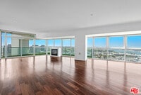 Building Photo - 13600 Marina Pointe Dr