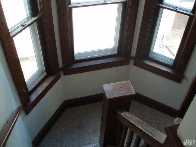 Building Photo - 636 Huffman St