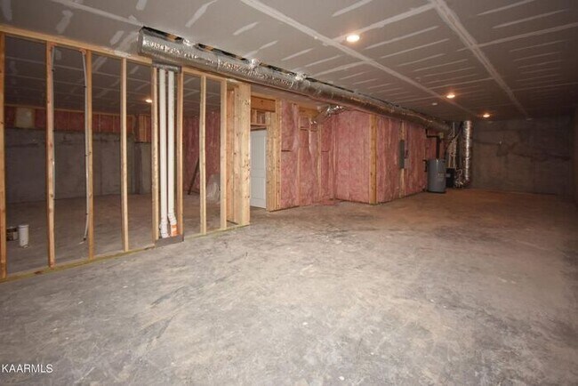 Building Photo - New Construction in North Knox!