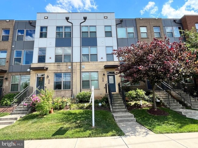 Building Photo - 5140 Randolph Rd
