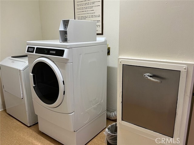 Building Photo - 2370 Via Mariposa W