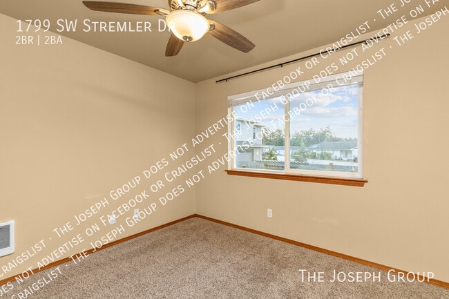 Building Photo - 1799 Stremler Dr