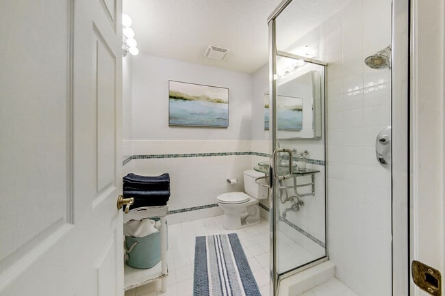 Building Photo - 24 Central Ave