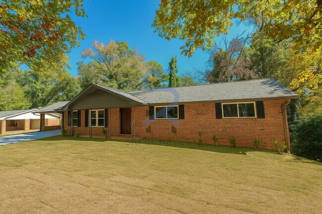 Building Photo - 5425 Skyview Dr SW