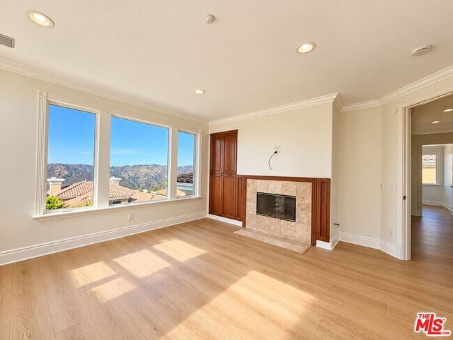 Building Photo - 16625 Cll Haleigh