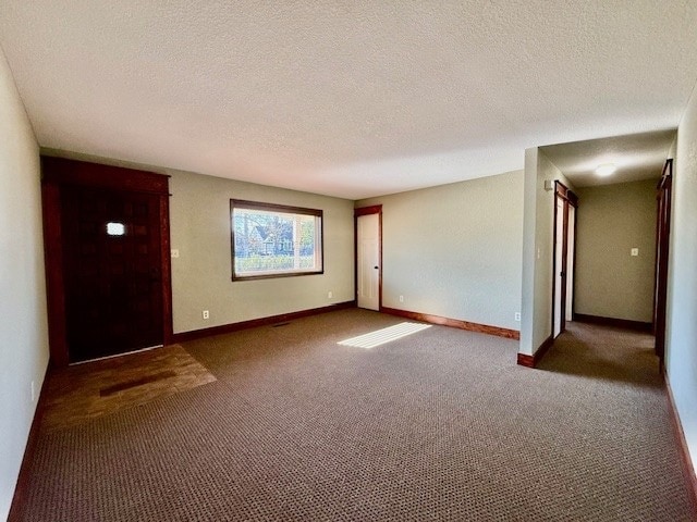 Living Room - 515 W Pine St