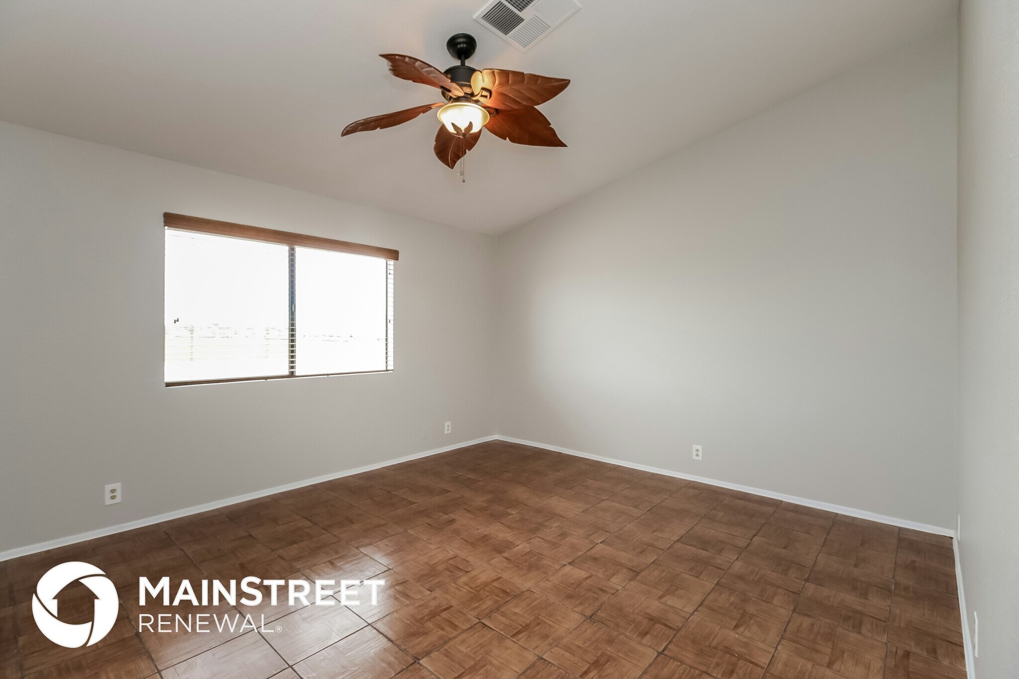 Building Photo - 4651 N 99th Dr