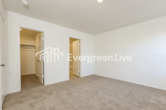 Building Photo - 1280 Tsar Rd