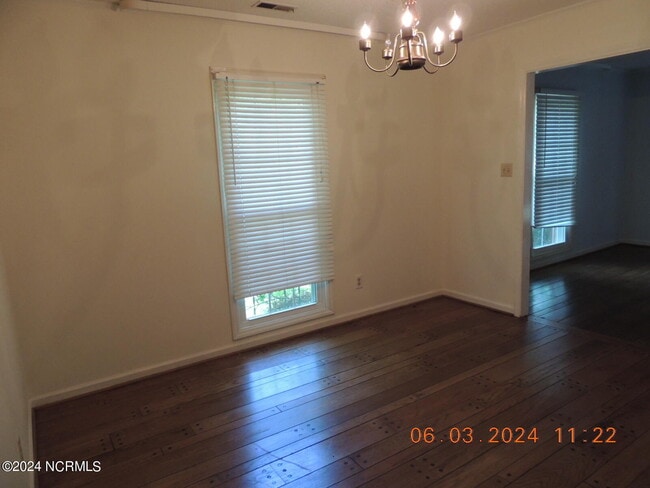 Building Photo - 102 Epworth Dr
