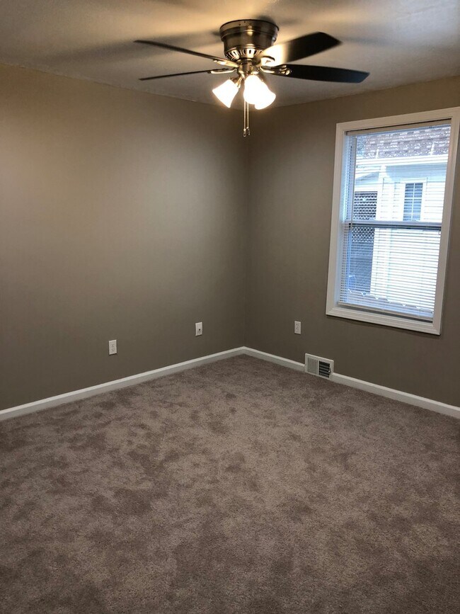 Building Photo - *******2-bed/1-bath COMPLETELY RENOVATED HOME FOR RENT in Bridgeville!*****