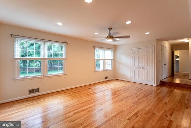 Building Photo - 14912 Emory Ln