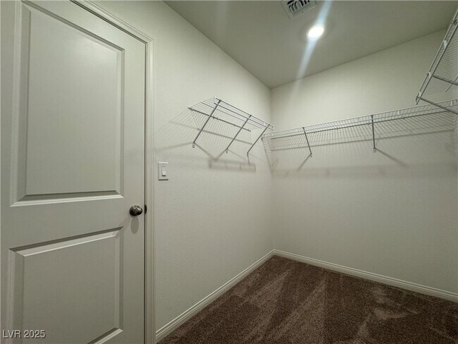 Building Photo - 9143 Rivington Ave