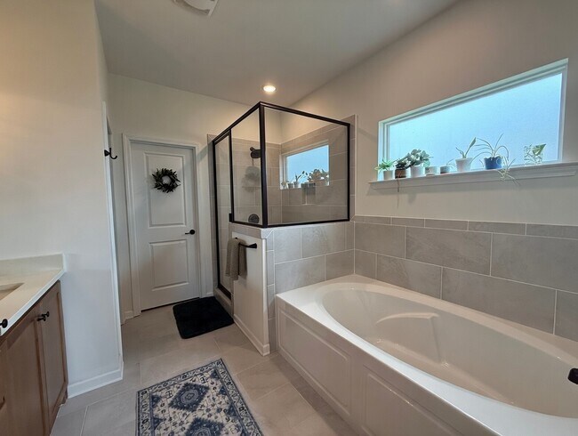 Building Photo - 176 Forsyth Ln