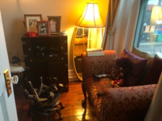 Building Photo - 228 Allen St