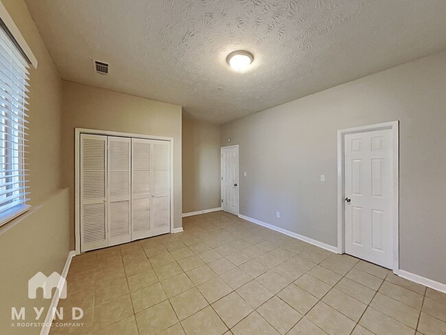 Building Photo - 2616 Fieldstone View Ln SE