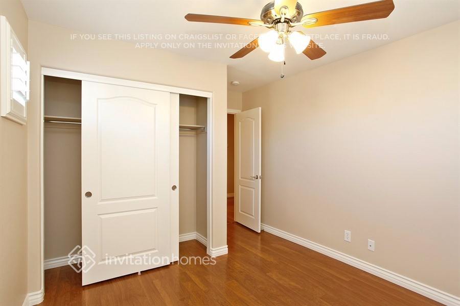 Building Photo - 10541 Danielson Ave