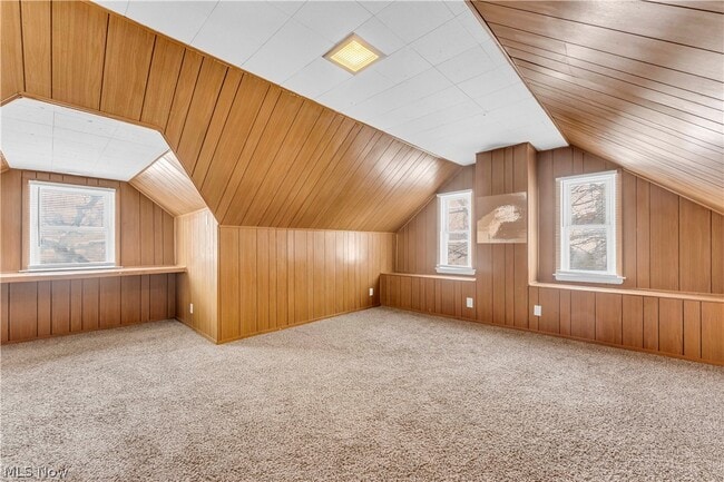 Building Photo - 876 E 209th St