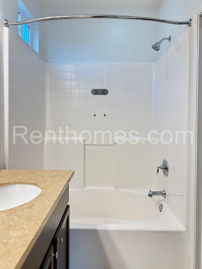 Building Photo - 5080 Tranquil Way
