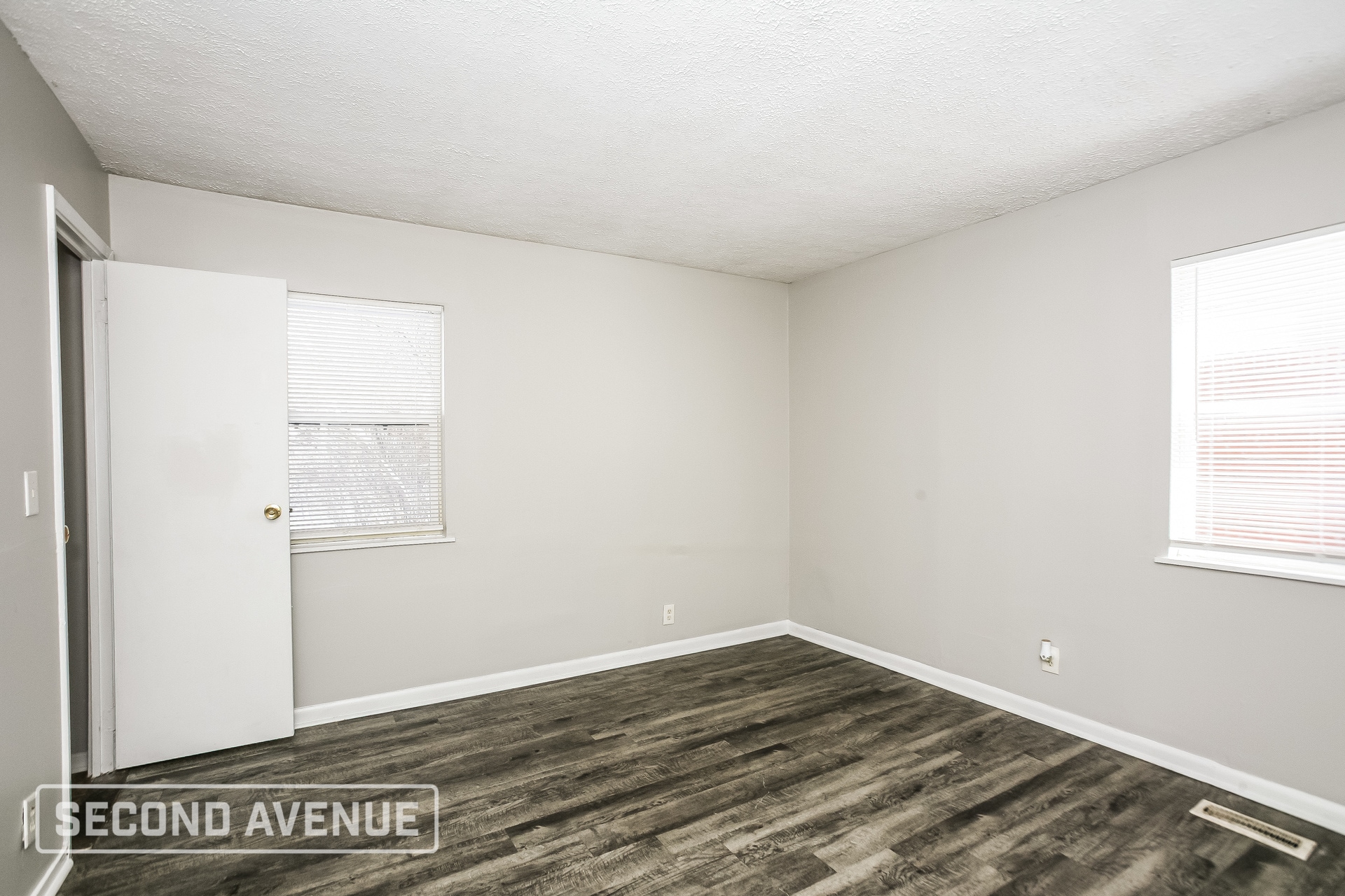 Building Photo - 8426 E 36th Pl