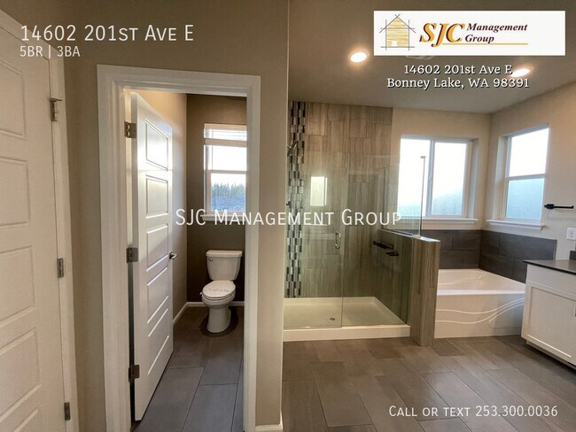 Building Photo - 14602 201st Ave E