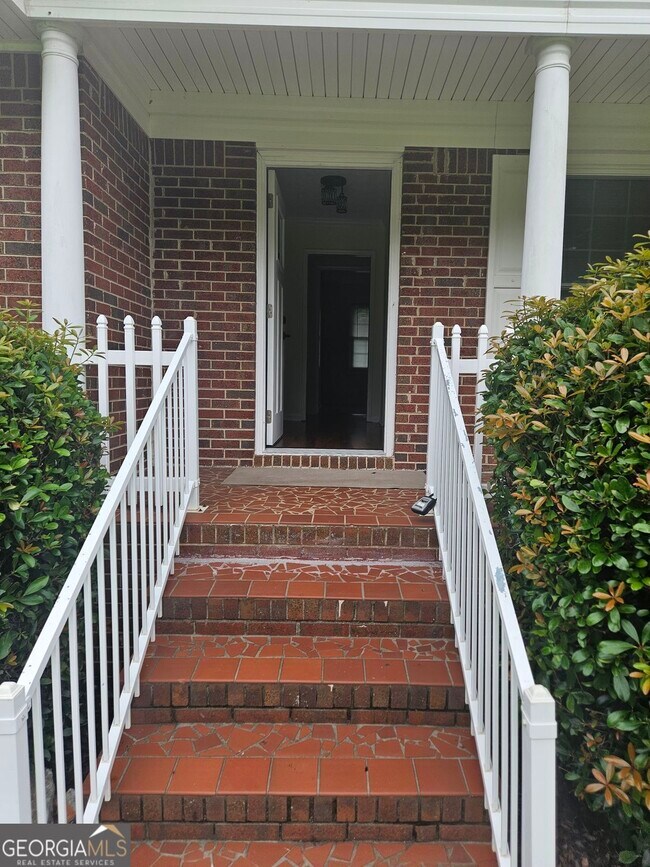 Building Photo - 1148 Marifran Dr SW