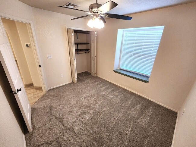 Building Photo - 1535 Vajillo Ln