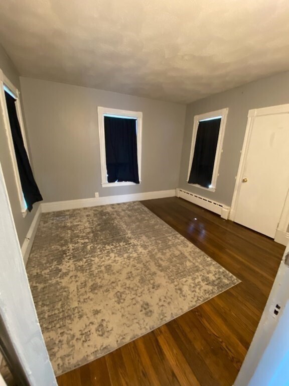 Building Photo - 17 Harding Ave