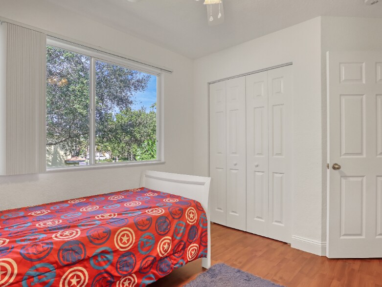 Building Photo - 681 Imperial Lake Rd