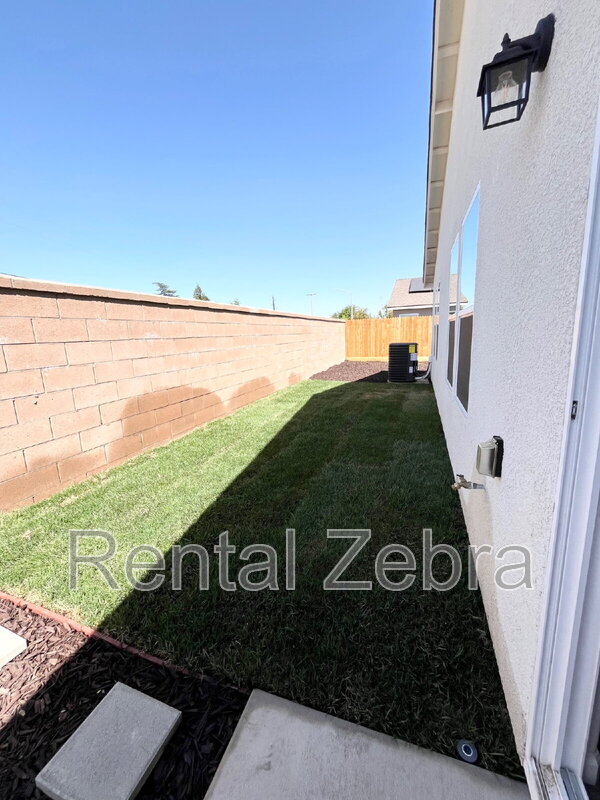 Building Photo - 4063 Cinnabar Ct
