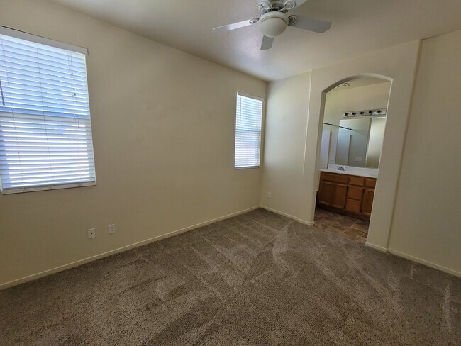Building Photo - 3118 Midway Island St