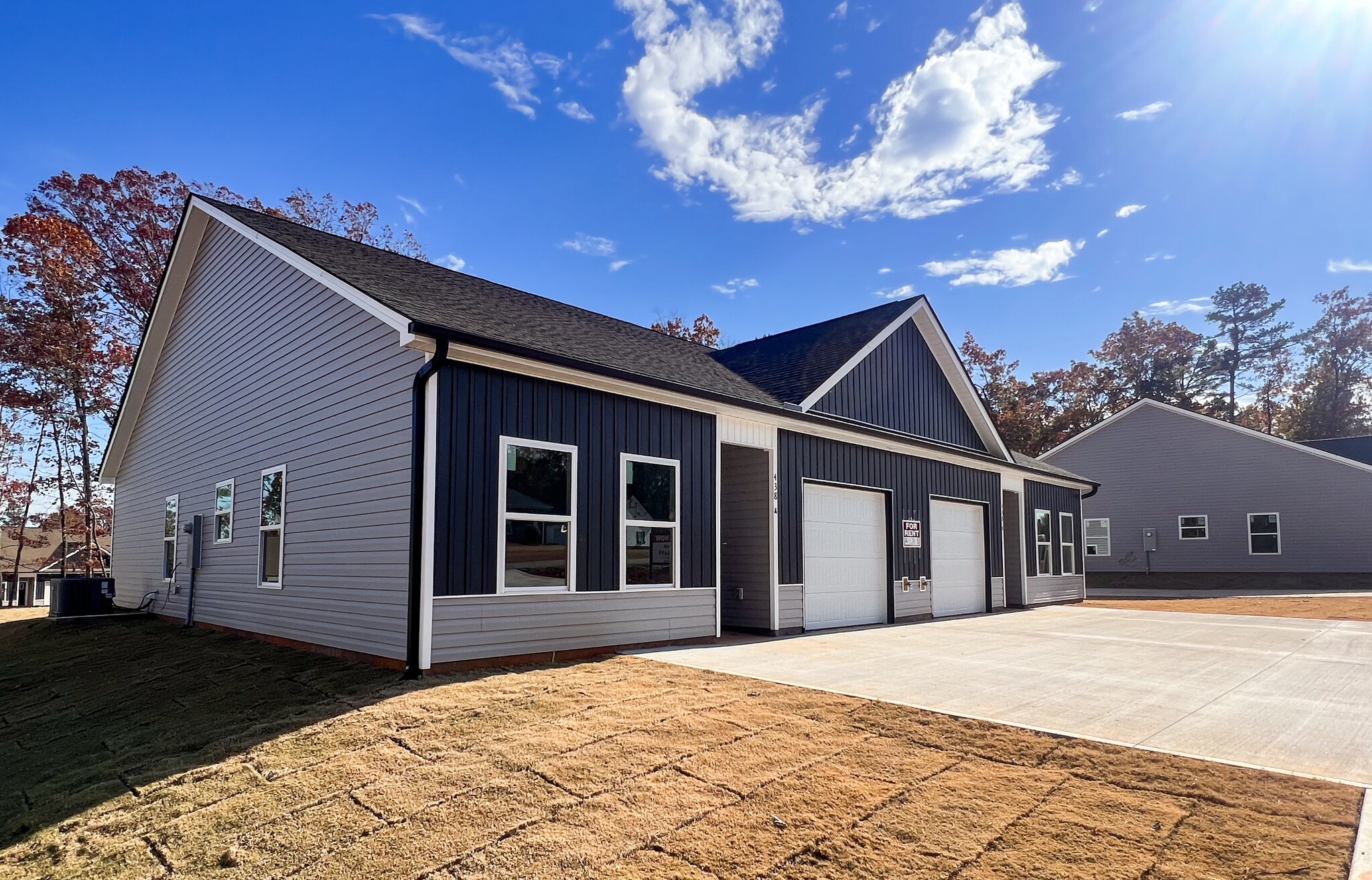Building Photo - 436 Blume Rd