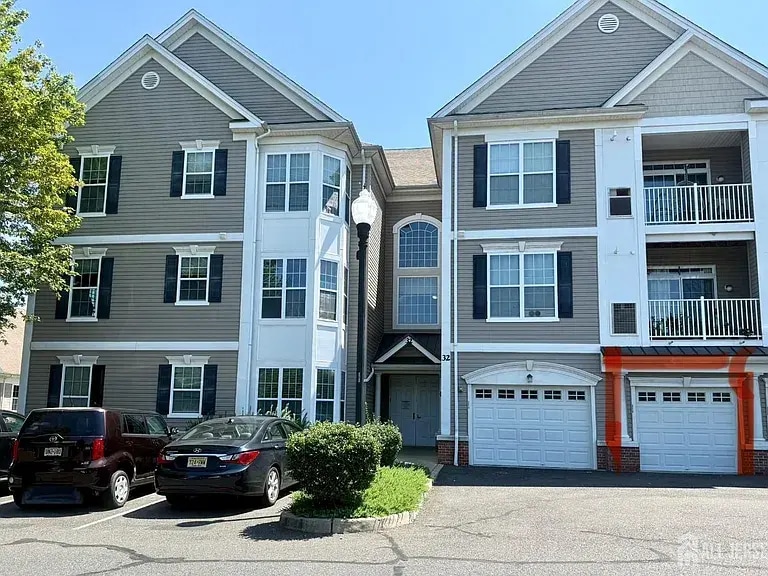 Building Photo - 3223 Edward Stec Blvd