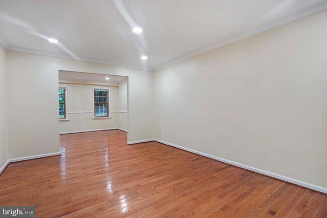 Building Photo - 5105 PHEASANT Rd