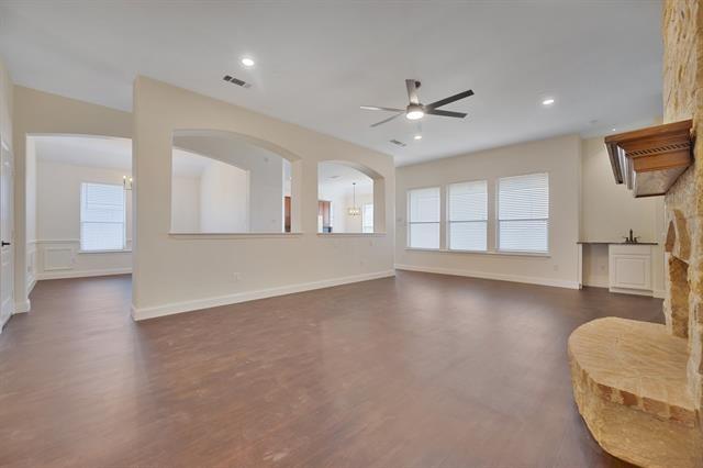 Building Photo - 5828 Caballo St