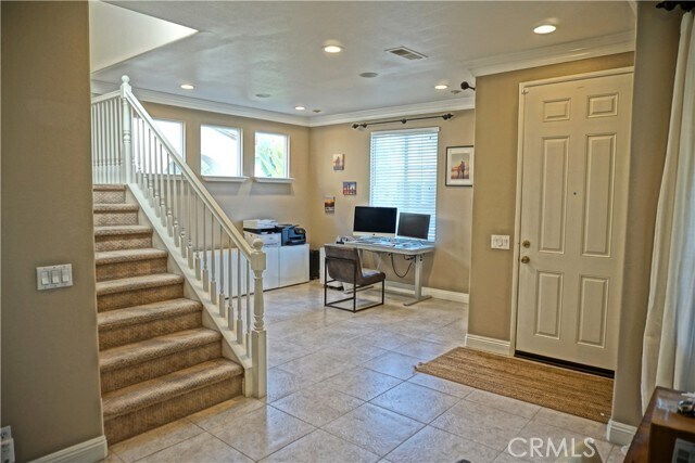 Building Photo - 8 Stone Turret Ct