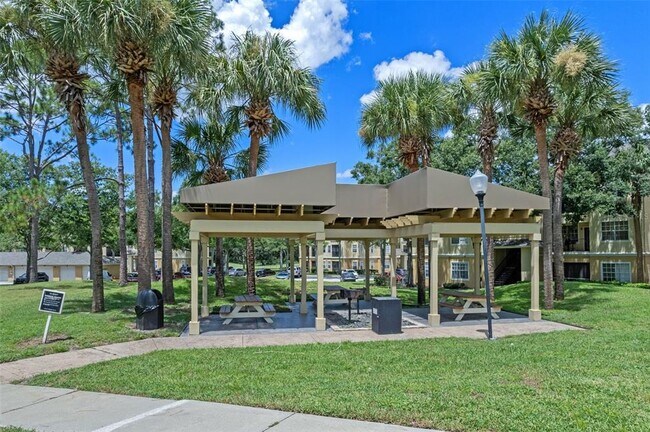 Building Photo - 2528 Robert Trent Jones Dr