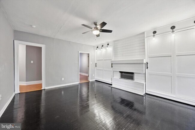 Building Photo - 5235 Wissahickon Ave