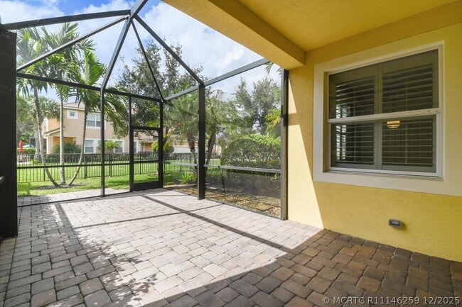 Building Photo - 4644 Cadiz Cir