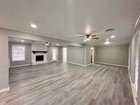 Building Photo - 121 Fern Valley Rd