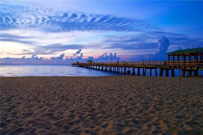 Building Photo - 1439 S Ocean Blvd