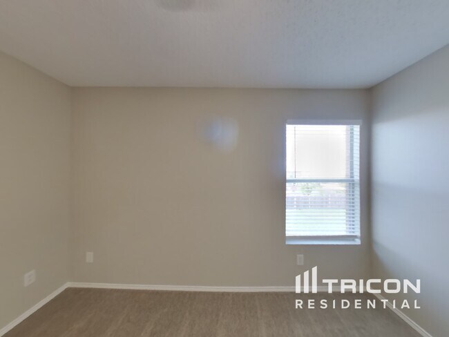 Building Photo - 508 Oriel Cir