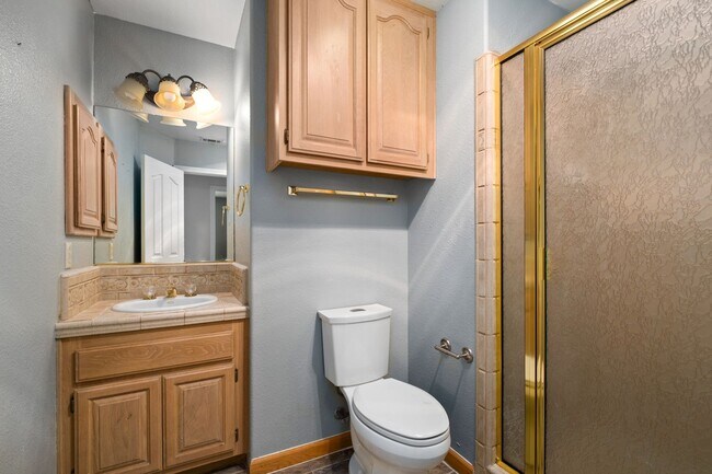 Building Photo - Get $500 OFF - Beautiful 4-Bedroom, 2.5-Bathroom