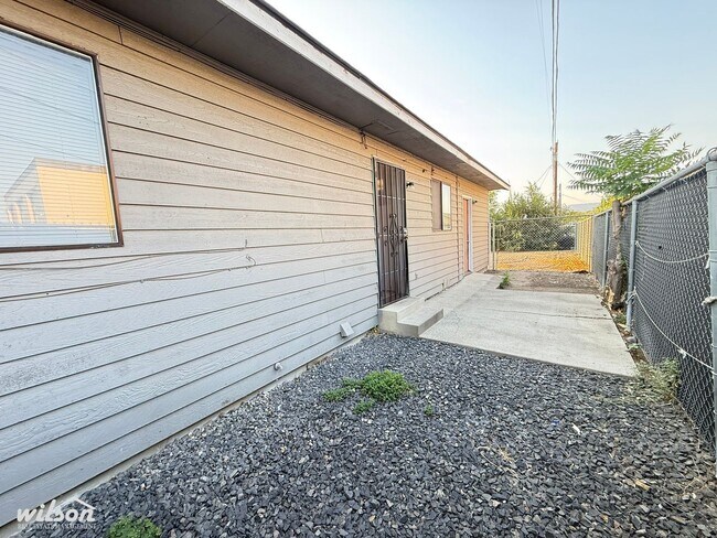 Building Photo - 64 W Mead Ave