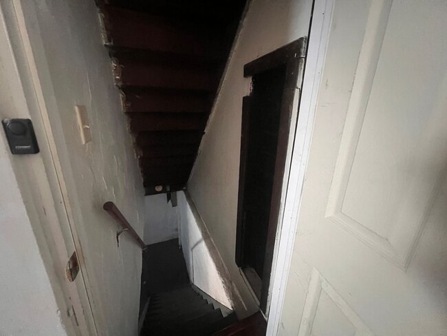 Building Photo - Monessen - 2 bed 1 bath - cozy home for rent
