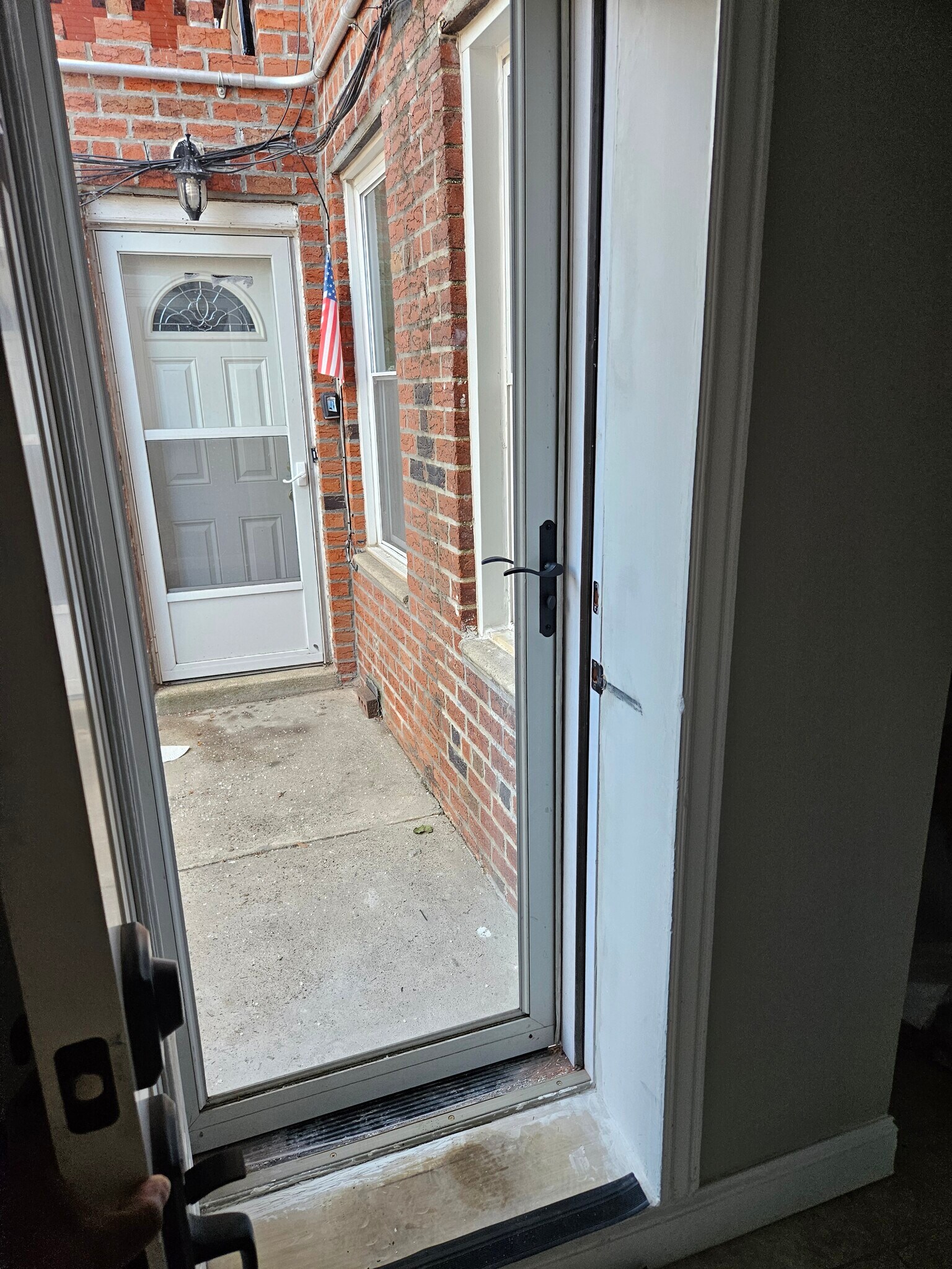 Building Photo - 1648 E 55th St