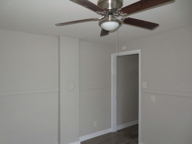 Building Photo - Petersburg Virginia