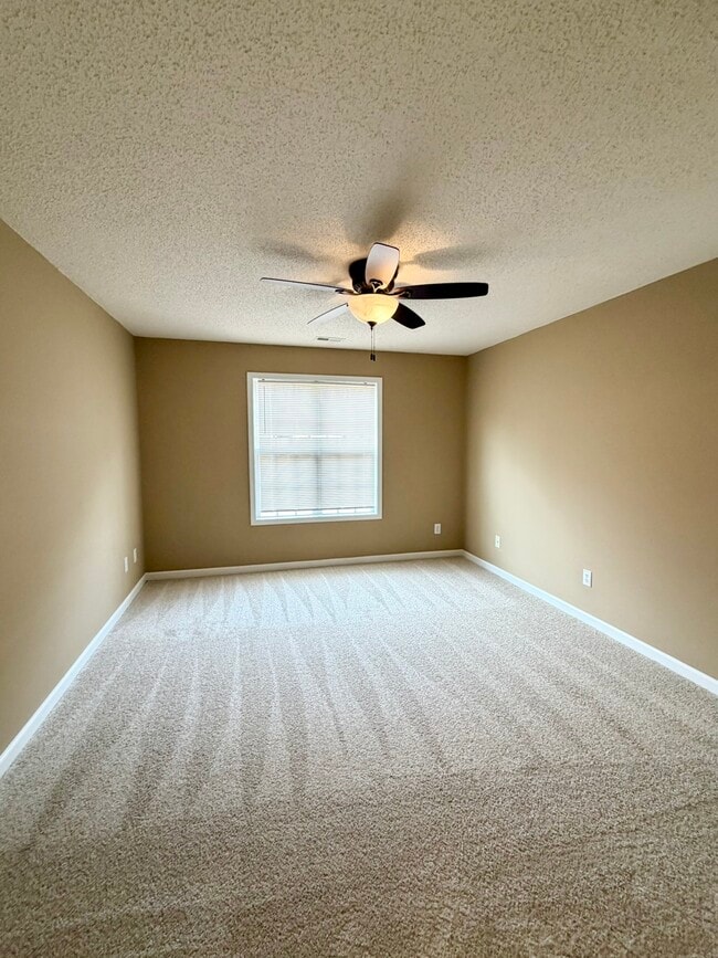 Building Photo - 132 Brook Pl