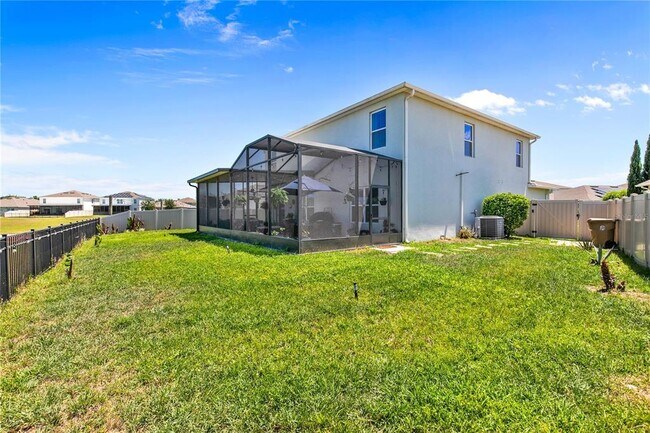Building Photo - 9025 Pyrus St