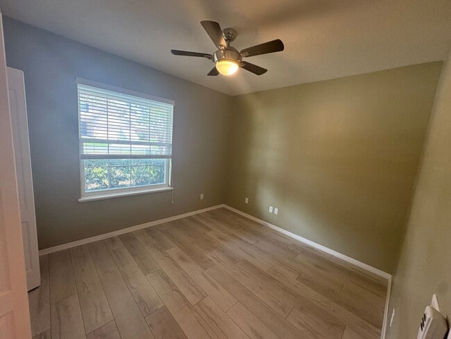 Building Photo - 2409 Martins Run